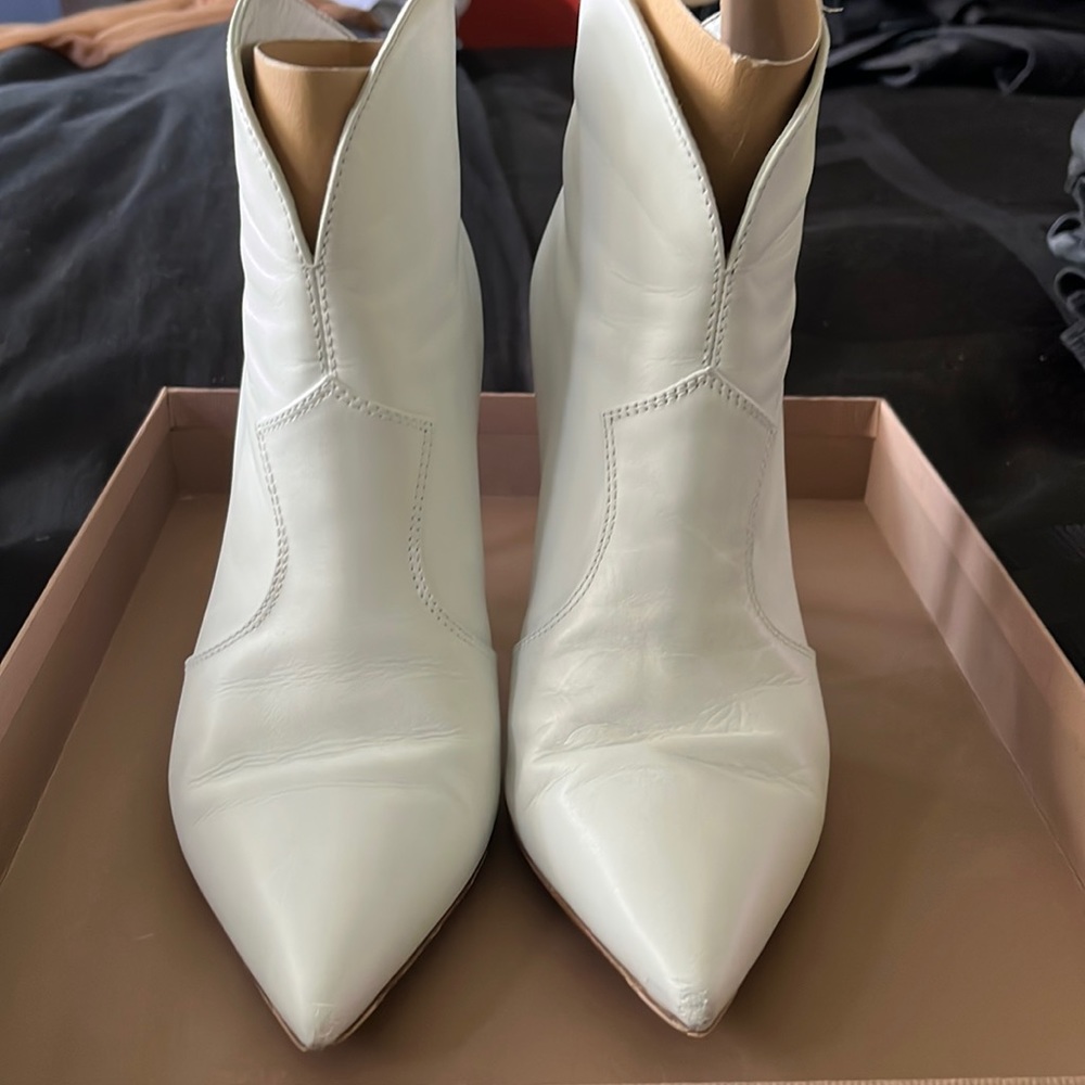 Gianivito Rossi white marvel mid bootie. Size 38. Lightly worn.
